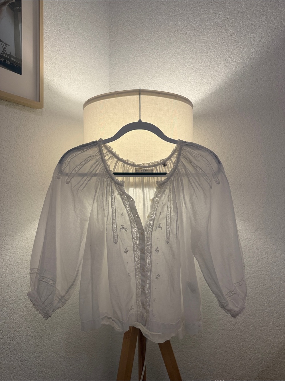 DOEN Abigail Top Women's White Lace-Trim Peasant Blouse - Picture 3 of 9